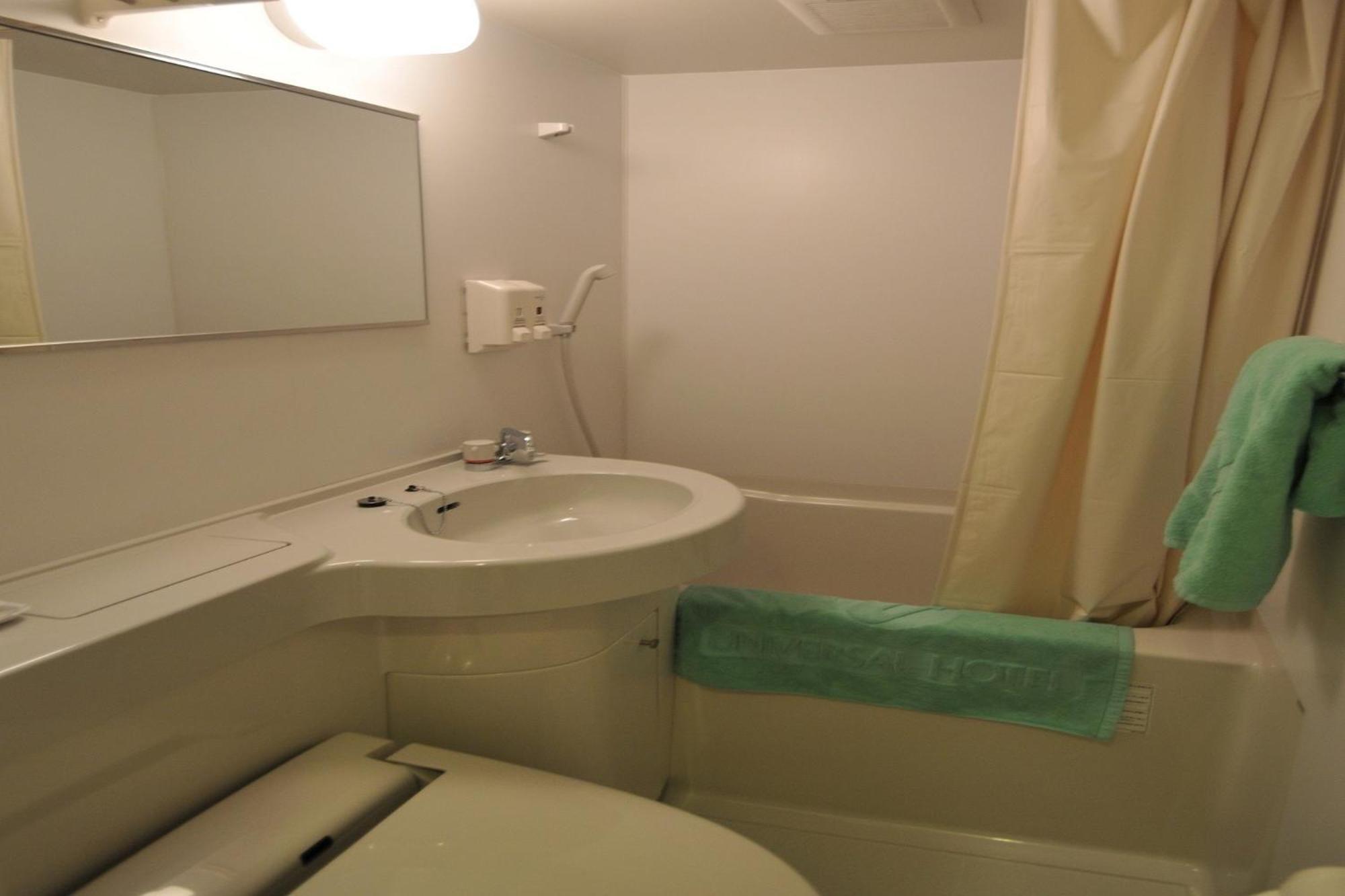 Kurashiki Ekimae Universal Hotel Екстериор снимка